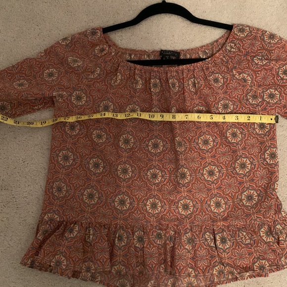 Sanctuary Ruffle bottom Top. - Picture 4 of 5